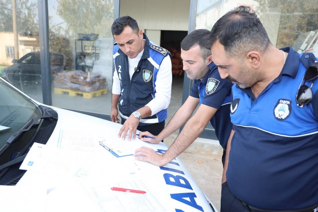 Tarihi geçmiş 25 ton tavuktan; Sucuk, pastırma, döner üretmişler! Kapılarına mühür vuruldu 7